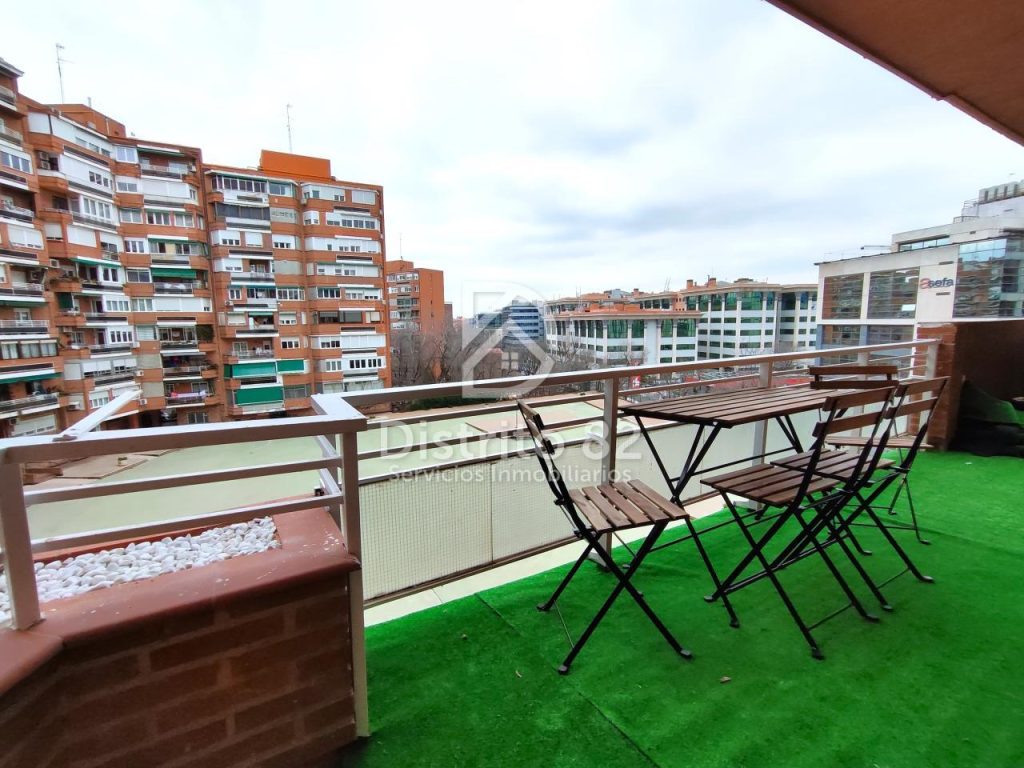 VIVIENDA A ESTRENAR ZONA SAN CHINARRO