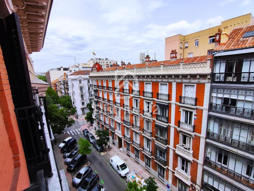 Increíble piso junto a la Puerta de Alcalá